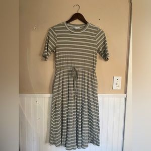 LIKE NEW Woman’s Small knit short sleeve midi dress olive green stripes